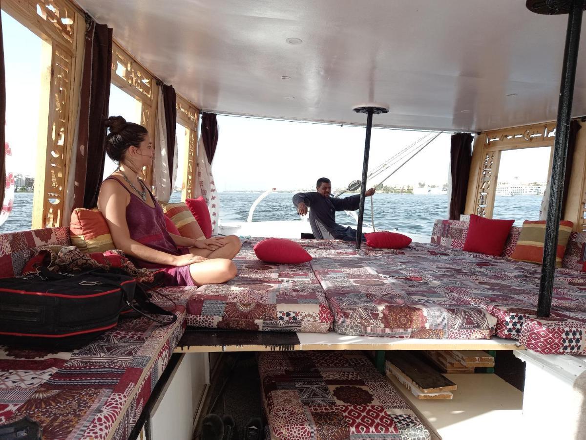 Nile Sunrise Felucca Boat Private Rental Luxor Exterior foto