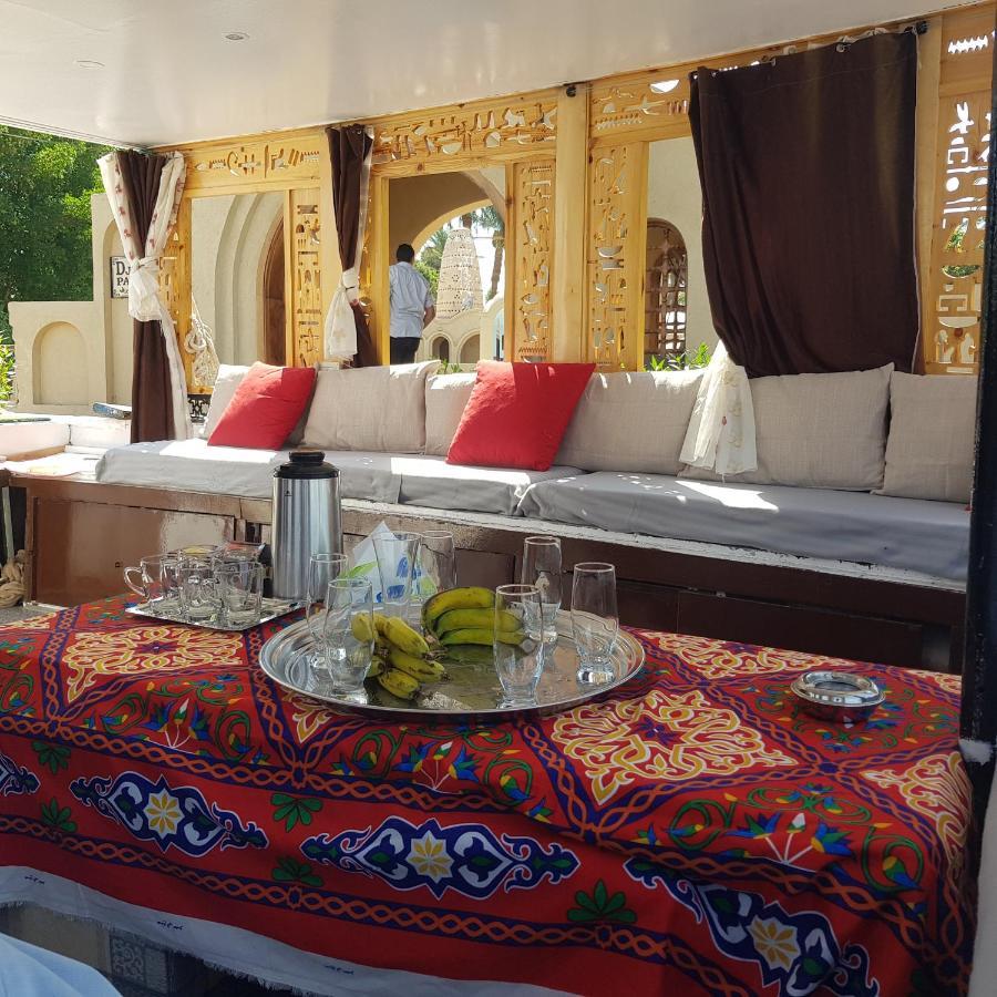 Nile Sunrise Felucca Boat Private Rental Luxor Exterior foto