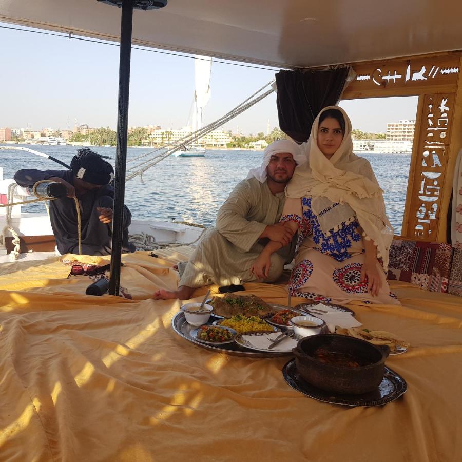 Nile Sunrise Felucca Boat Private Rental Luxor Exterior foto