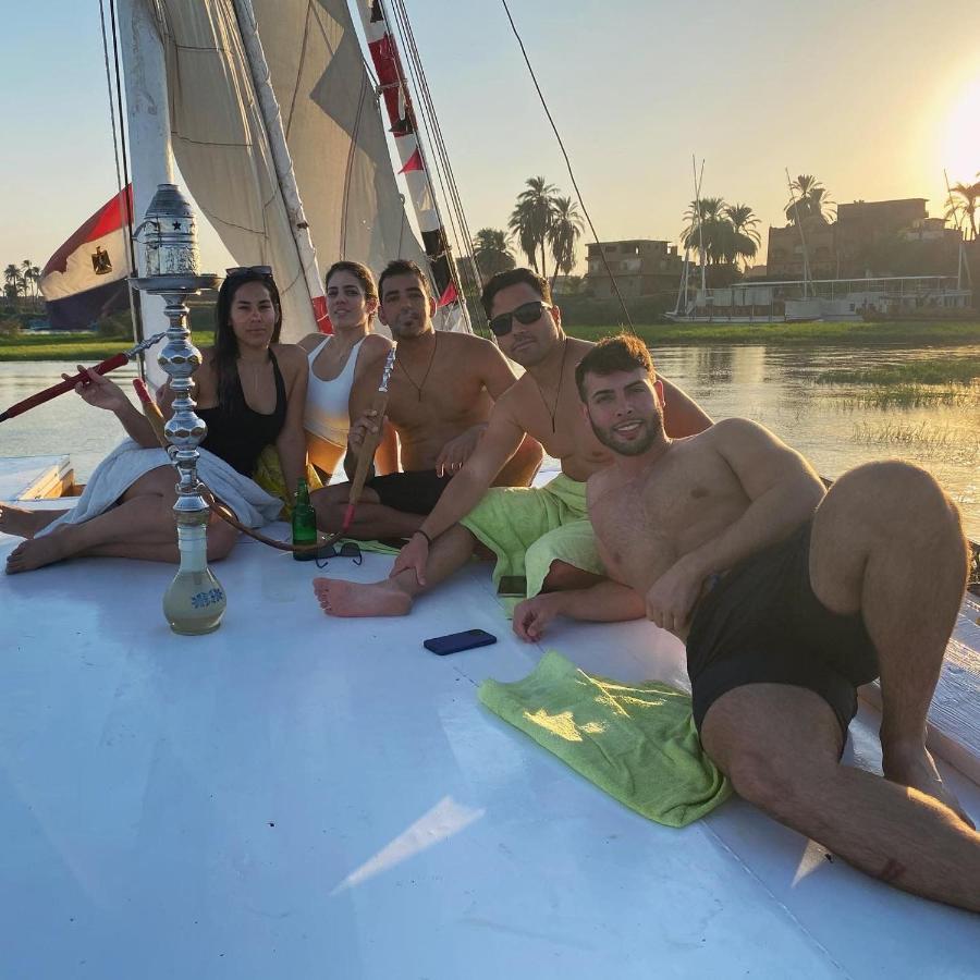 Nile Sunrise Felucca Boat Private Rental Luxor Exterior foto