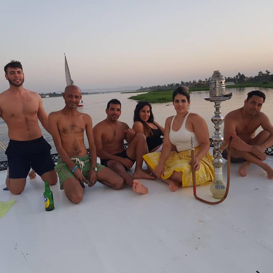 Nile Sunrise Felucca Boat Private Rental Luxor Exterior foto