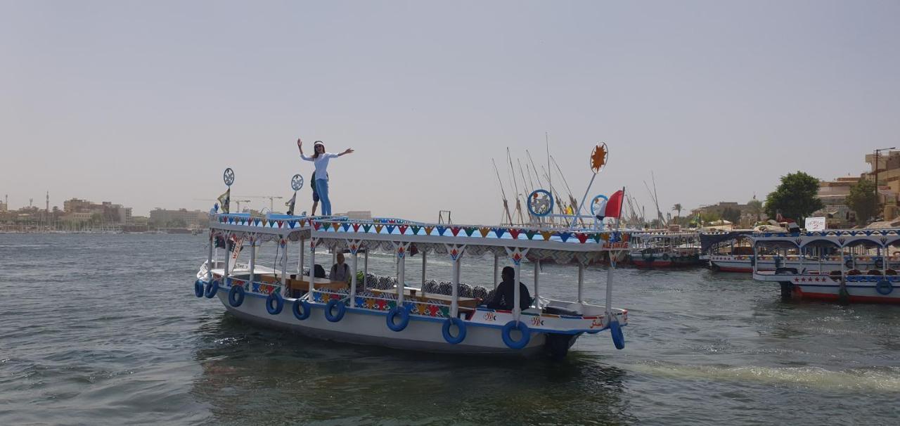Nile Sunrise Felucca Boat Private Rental Luxor Exterior foto